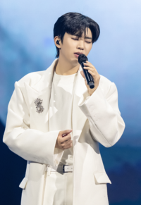 “임영웅 노래가 삶의 버팀목”…팬 병남그레이, 발달장애인 웨딩촬영 위해 뜻깊은 기부