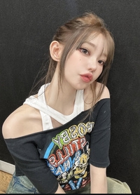 QWER 마젠타, 첫 음악방송 데뷔에 “엄청 떨었어요!”