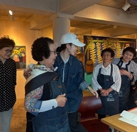 “애순이 왔주게” 아이유, 의리의 발걸음…제주 할망작가들과 ‘폭싹 속았수다’ 나들이