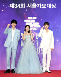 [포토]강승윤-미연-수빈, ‘서울가요대상’ 파이팅!