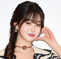 장원영, 마네킹 실화?…9등신 넘어 10등신 여신