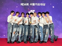 “역시 퍼포비티” 크래비티, ‘서울가요대상’ 베스트 퍼포먼스상 수상…“더 열심히 하겠다”