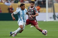 보야니치 치명적 실책→아리아스 절묘한 프리킥 선제골…울산, 플루미넨시에 전반 27분 선제실점 [SS이스트러더퍼드 현장]