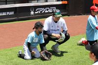 채은성 배트 선물→양상문 투수코치의 ‘특훈’까지…선수협, 한화와 유소년 야구클리닉 진행