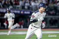 지난해 베스트12 ‘한 명’ 롯데, 2025년에는 최다 배출…성적 상승과 함께 인기도 ‘폭발’ [SS시선집중]