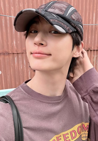 ‘선재’ 업고 날아오른 변우석, 꾸밈없는 일상도 ‘자체발광’