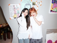 ‘결혼식 불참→불화설 종결’ 권소현, 현아 손 꼭 잡고 애정 과시 [★SNS]