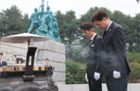 우원식 의장, ‘제75주년 6·25전쟁 기념식’ 참석 및 ‘국립 대전현충원’ 참배