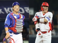 최형우 ‘최초 1700타점’-강민호 ‘포수 최초’ 1300타점 도전, KBO리그 수놓는 ‘불혹’의 힘 [SS시선집중]