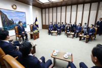우원식 의장, 이재명 대통령과 추경안 시정연설 사전 환담