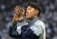 한국팬 앞세워 티켓 팔고 이적?…토트넘, 손흥민과 결별 임박설