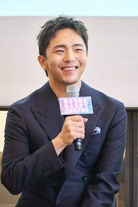 토니어워즈 6관왕 ‘어쩌면 해피엔딩’ 박천휴 작가 “트로피, 식탁에 올려놓고 아침 식사” [SS현장]