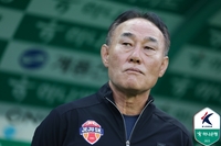수적 ‘우위’에도 가까스로 무승부…김학범 감독 “팬께 죄송, 감독으로서 내가 못났다”[현장인터뷰]