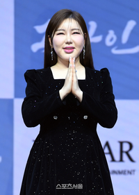 송가인, 건강 악화로 생방 불참…김나희 투입