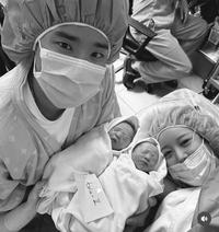 아빠는 곰인데, 아들은 트윈스…‘강승호♥’ 홍지효, 쌍둥이 출산 “럭키·히트 사랑해”