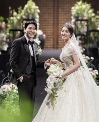 도화(찬미), 송의환과의 결혼식 사진 직접 공개 “우리의 시작”