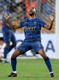 광주 7-0 격파했던 알 힐랄, ‘대어’ 맨시티 낚았다 8강 진출 대이변…오일머니 파워가 이 정도다