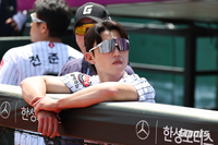 ‘롯데 복덩이’ 지쳤나→늘기 시작하는 ‘실책’…사령탑 생각은 다르다 “지금도 충분해”[SS시선집중]