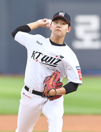 [포토]키움전 선발 등판한 KT 소형준