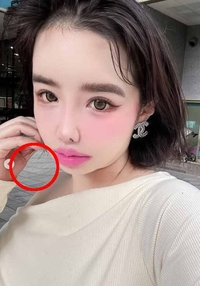 박봄 “필터 NO!” 주장했지만…SNS 사진속 이상한 곡선들