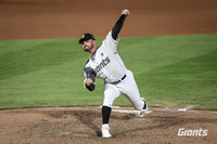 감보아 ‘6.2이닝’+전준우 ‘투런포’→롯데, LG 꺾고 주중시리즈 1승1패 균형 맞췄다 [SS사직in]