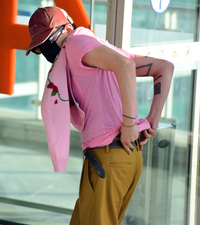 핑크보이 지드래곤, 잘 갔다오겠습니다! [포토]