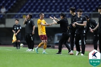 “대화하고 싶어” 이정효 감독 솔직 심경 토로, ‘이적설’ 아사니 반응은? “미래 일어날 일은 아무도 몰라”[SS현장]