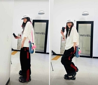 ‘찐 힙합룩’ 고현정의 꾸안꾸 한컷…아이돌 보다 힙하다