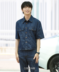 ‘예상 피해액 60억’ 박서준, 무단 광고 간장게장집 소송서 승소