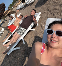 박나래, 선물인 듯 공개한 ‘팜유’ 전현무-이장우 흑해 해변 사진! 그런데 선물 맞아?