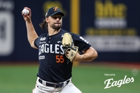 ‘33년 만에 전반기 1위 확정!’ 한화, 와이스 호투+홈런 4방 키움 완파…전반기 10승 2명은 ‘덤’ [SS고척in]