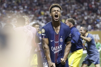 ‘유럽 챔프’ PSG 2명 퇴장하고도, 뮌헨 2-0 제압!…레알 마드리드와 결승행 길목 격돌 [클럽월드컵 8강]
