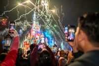 환율 하락으로 가성비 강화한 홍콩, 디즈니·오션파크 등 여름 가족 여행지로 재조명