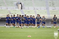 동아시안컵 ‘출격’ 홍명보호, 최전방은 주민규…수비진은 스리백 가동+MF 김봉수 데뷔전[현장라인업]