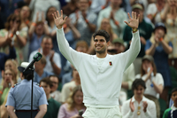 알카라스, 윔블던 ‘3연패’ 도전 순항…루블료프 꺾고 8강 안착