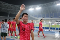 A매치 데뷔전 치른 대표팀 새 ‘엔진’ 강상윤 “유럽파 들어와도 ‘경쟁’ 자신 있어요”[현장인터뷰]