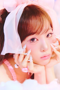 최예나, 핑크 엔젤로 변신 ‘러블리 예나 코어’