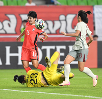 [포토]한국 전유경, 막혔다...