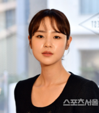 유튜브 개설→강경 대응…심은우·송하윤, 학폭 의혹 벗고 복귀 성공할까[SS초점]