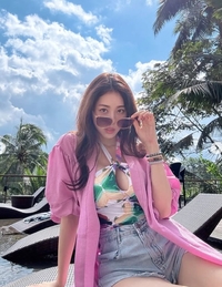 서동주, 발리에서 ‘CG급 몸매’…핑크가운+홀터넥 수영복 ‘완벽조합’