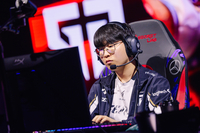 “MSI 왕좌 쉽게 안 준다” 젠지, 2세트 승리로 T1에 반격…승부는 1-1 원점 [MSI 2025]