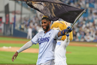 ‘압도적 1위’ 디아즈 ‘바짝’ 추격하는 위즈덤…홈런왕 경쟁 불붙는다 [SS시선집중]