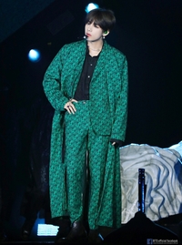 “숨을 쉴수가 없다!”…뷔 ‘싱귤래리티’ 2억뷰, BBC등 외신 극찬릴레이