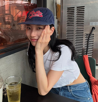 수지,  화장기 없는 일상 속 청순 매력…‘여전한 국민 첫사랑’