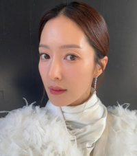 ‘항공사 공개 저격’ 왕빛나, 비판 여론에 180도 바뀐 태도