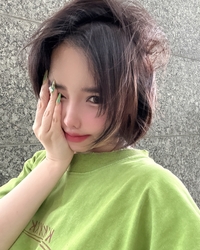 박봄, 민낯 셀카서 드러낸 ‘소녀소녀’ 순수美