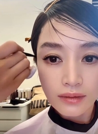 모공도 없다!…55세 김혜수, 클로즈업에도 굴욕無