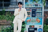 영탁, 이상형 누구길래?…연예인 언급에 전현무도 ‘깜짝’