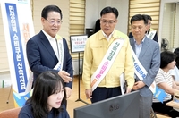 김영록 지사, 민생회복소비쿠폰 지급 첫날 현장 살펴