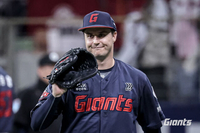 ‘6월 ERA 7.71→2.70’ 안정 되찾은 데이비슨, 슬라이더 늘린 것이 ‘비결’…그런데 여전히 아쉬운 점이 있다? [SS시선집중]